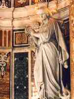 Statua dell'Immacolata, Napoli, Chiesa del Gesù Nuovo